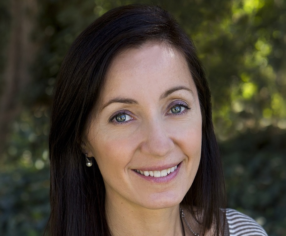 Dr-Gabriela-Salvador_0