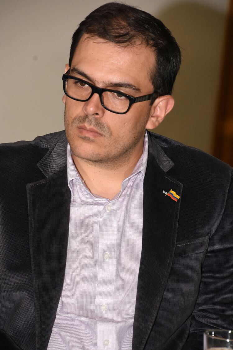 19F51FF8-2686-4566-9A25-EAEC9FC0D875_0