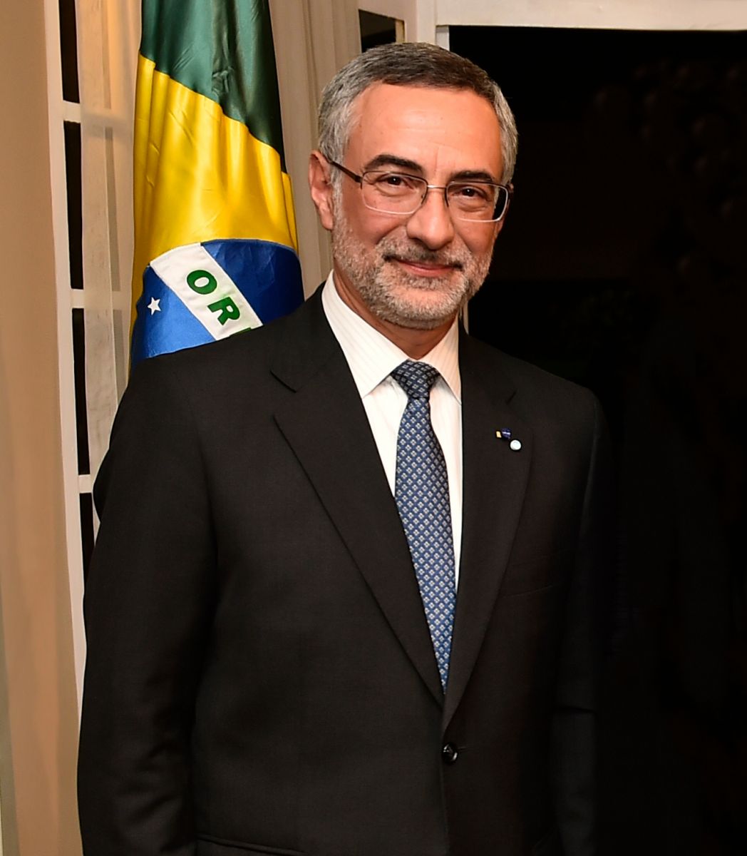 Julio-Glinternick-Bitelli