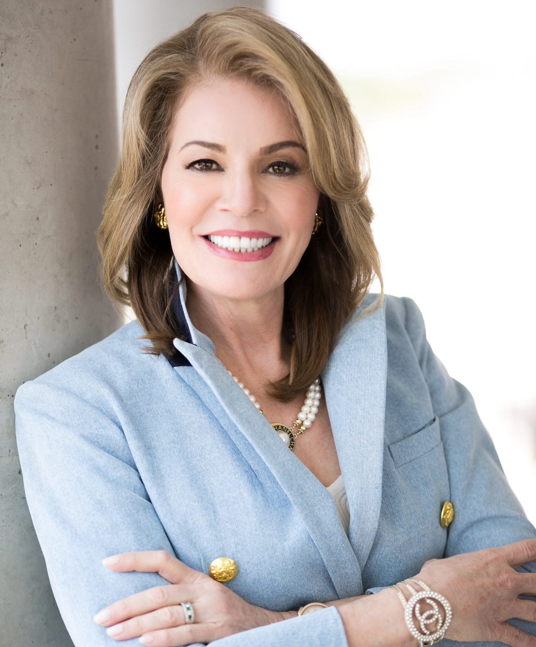 Teresa Carlson Headshot